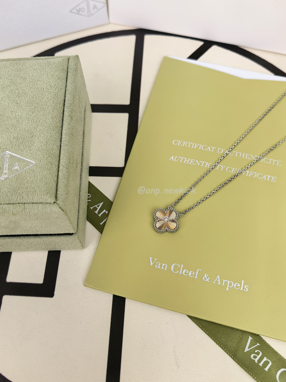 Vintage Alhambra Necklace (4) - www.newkick.vip